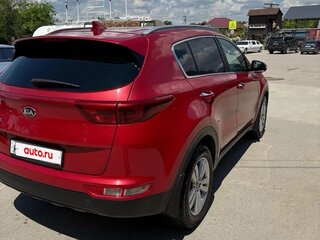2018 Kia Sportage IV Рестайлинг, красный, 2285000 рублей, вид 4