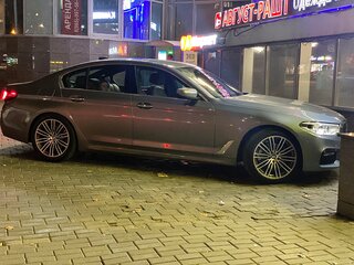 2018 BMW 5 серии 520d xDrive VII (G30/G31/G38), серый, 3750000 рублей, вид 2