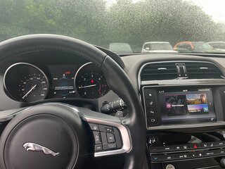 2017 Jaguar F-Pace I, зелёный, 3000000 рублей, вид 4