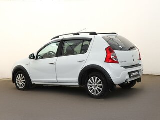 2012 Renault Sandero I, белый, 648000 рублей, вид 2