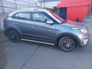 2017 Hyundai Creta I, серый, 1820000 рублей, вид 2