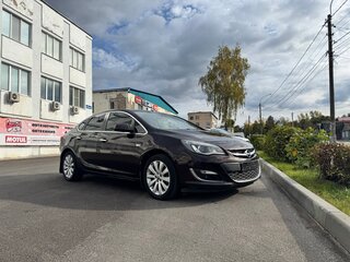 2013 Opel Astra J Рестайлинг, коричневый, 970000 рублей, вид 3