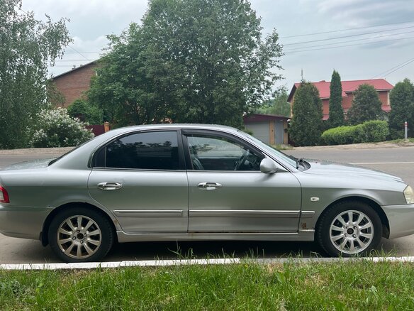 2003 Kia Magentis I Рестайлинг, серебристый, 279000 рублей - вид 1
