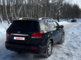 2010 Kia Sorento II, чёрный, 1600000 рублей, вид 3