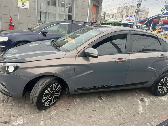 2017 Lada (ВАЗ) Vesta I, серый, 650000 рублей - вид 1