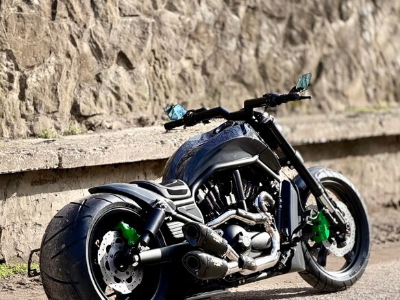 2012 Harley-Davidson V-Rod, серый, 2900000 рублей - вид 14