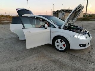 2012 SEAT Leon II Рестайлинг, белый, 699999 рублей, вид 2