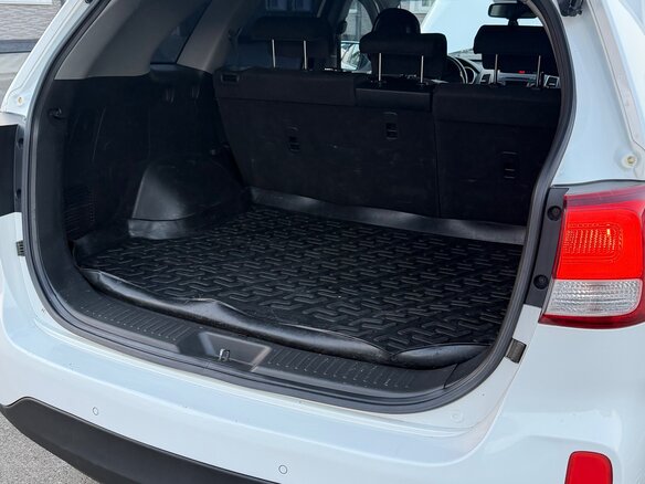 2013 Kia Sorento II Рестайлинг, белый, 1550000 рублей - вид 18