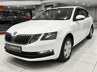 2018 Skoda Octavia III (A7) Рестайлинг, белый, 1450000 рублей, вид 1