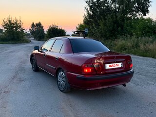 2001 Mitsubishi Carisma I Рестайлинг, красный, 120000 рублей, вид 3