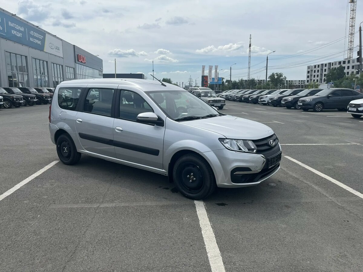 Открыть фотографии: Lada (ВАЗ) Largus I Рестайлинг