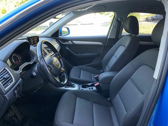 2015 Audi Q3 I (8U) Рестайлинг, синий - вид 18