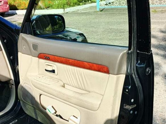 1998 Toyota Progres, чёрный, 999000 рублей - вид 12