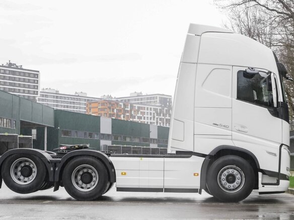 2023 Volvo FH, белый, 17100000 рублей - вид 6