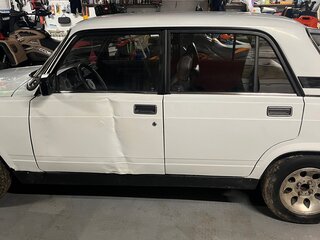 1999 Lada (ВАЗ) 2105, белый, 180000 рублей, вид 5