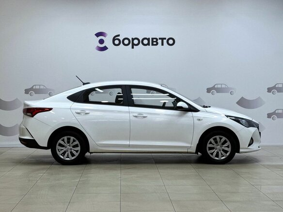 2021 Hyundai Solaris II Рестайлинг, белый, 1560000 рублей - вид 7