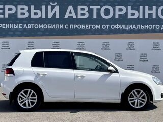 2011 Volkswagen Golf VI, белый, 699000 рублей, вид 4