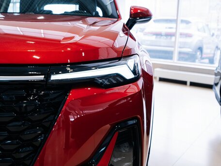 2025 Changan CS35 Plus I Рестайлинг, красный, 2839900 рублей, вид 4
