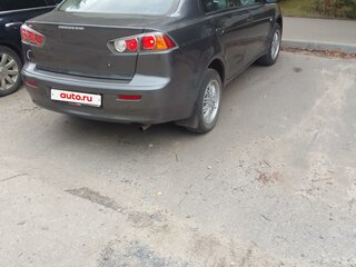 2011 Mitsubishi Lancer X Рестайлинг, серый, 720000 рублей, вид 3