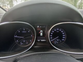 2015 Hyundai Santa Fe III Рестайлинг, серебристый, 2200000 рублей, вид 5