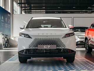 2026 Omoda C7, белый, 3099000 рублей, вид 3