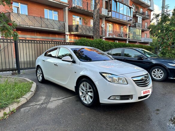 2013 Opel Insignia I, белый, 1190000 рублей - вид 1