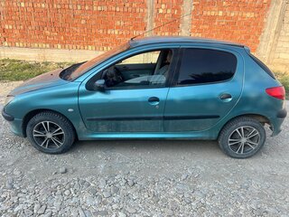 2000 Peugeot 206, зелёный, 165000 рублей, вид 2