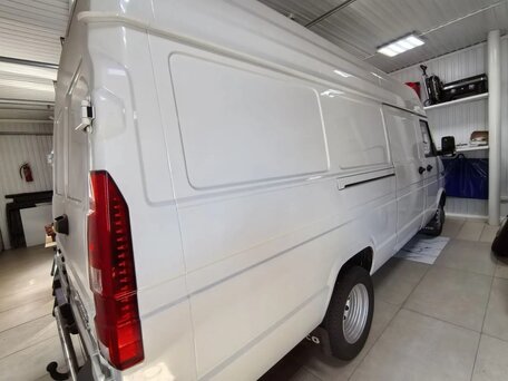 2023 Iveco Daily, белый, 4500000 рублей, вид 2
