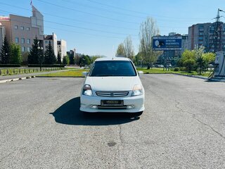 2002 Honda Stream I, белый, 659000 рублей, вид 3
