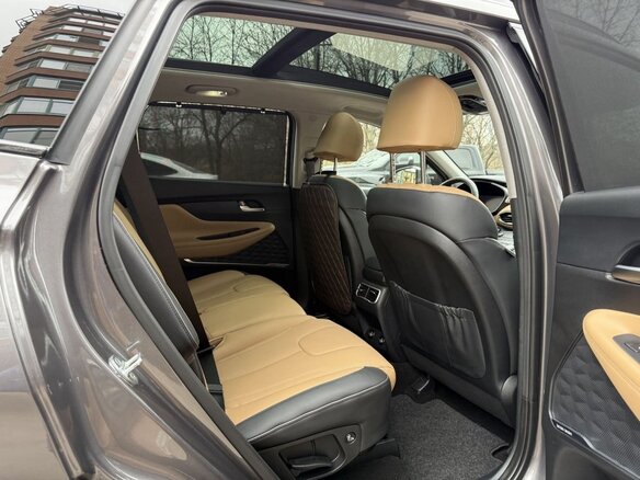 2022 Hyundai Santa Fe IV Рестайлинг, серый, 4150000 рублей - вид 9
