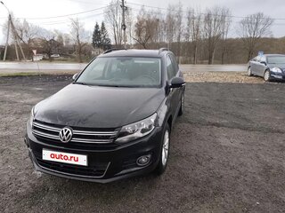 2016 Volkswagen Tiguan I Рестайлинг, чёрный, 1740000 рублей, вид 2