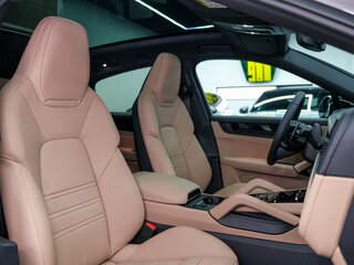 2026 Porsche Cayenne Coupé III Рестайлинг, серый, 19900000 рублей, вид 2