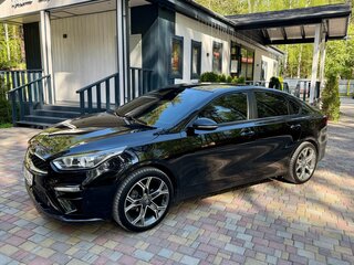 2020 Kia Cerato IV, чёрный, 2030000 рублей, вид 4