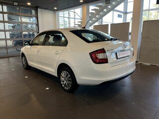 2018 Skoda Rapid I Рестайлинг, белый, 1285000 рублей, вид 5