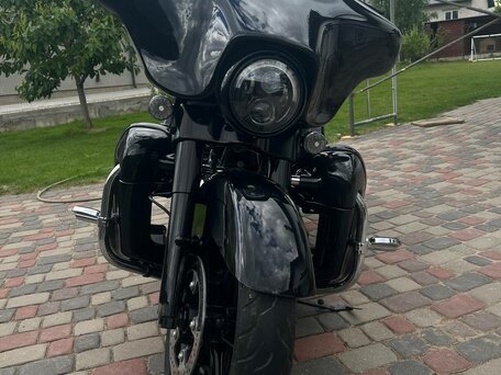 2011 Harley-Davidson Road Glide, чёрный, 725000 рублей, вид 3
