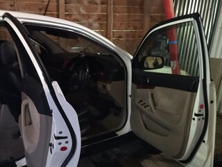 2001 Toyota Premio I (T24), белый, 400000 рублей, вид 5
