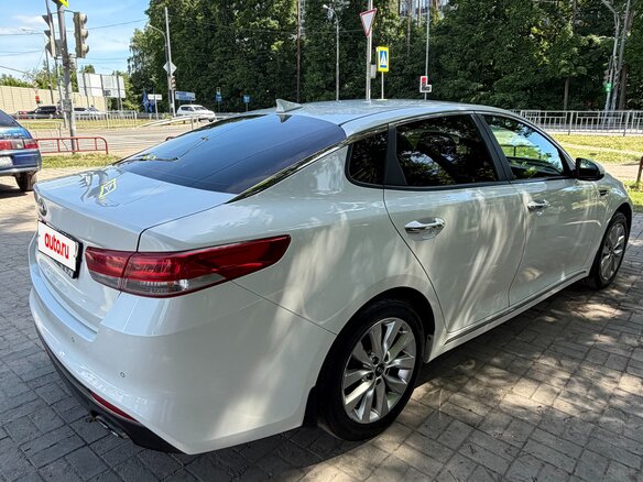 2017 Kia Optima IV, белый, 1450000 рублей - вид 6