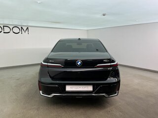 2025 BMW 7 серии 740i xDrive VII (G70), чёрный, 14990000 рублей, вид 5