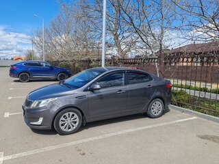 2014 Kia Rio 4-speed III, серый, 790000 рублей, вид 3