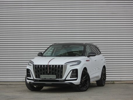 Hongqi HS3