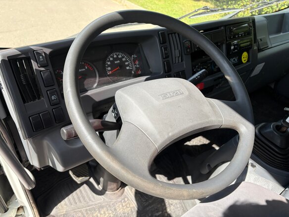 2018 Isuzu Forward (F-Series), белый, 2300000 рублей - вид 14