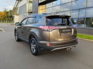 2017 Toyota RAV4 IV (XA40) Рестайлинг, коричневый, 1830000 рублей, вид 4