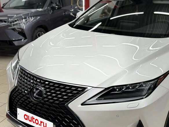 2020 Lexus RX 300 IV Рестайлинг, белый, 4500000 рублей - вид 1