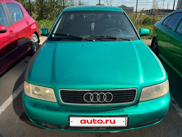 1996 Audi A4 I (B5), зелёный, 159000 рублей