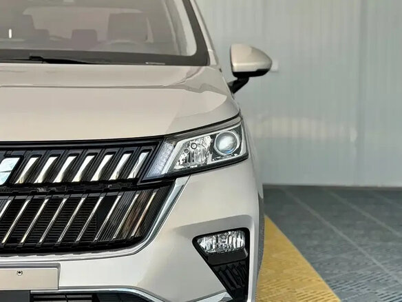 2022 Wuling Jiachen, бежевый, 1282000 рублей - вид 6