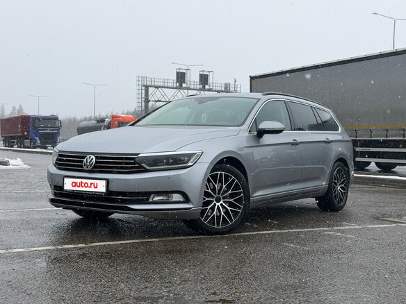 2017 Volkswagen Passat DSG7 B8, серый, 1550000 рублей