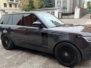 2019 Land Rover Range Rover IV Рестайлинг, серый, 8500000 рублей, вид 2