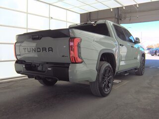 2024 Toyota Tundra CrewMax III, серый, 6955000 рублей, вид 5