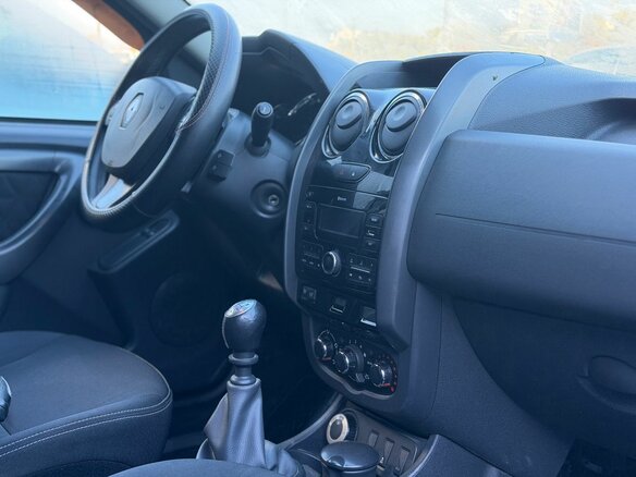2017 Renault Duster I Рестайлинг, чёрный, 1344000 рублей - вид 12