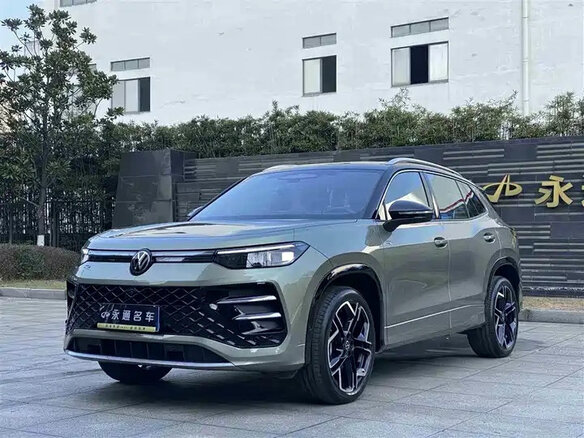 2026 Volkswagen Tayron II (China Market), зелёный - вид 2